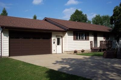 906 Pfaff Pkwy, Sparta, WI 54656 photo 1