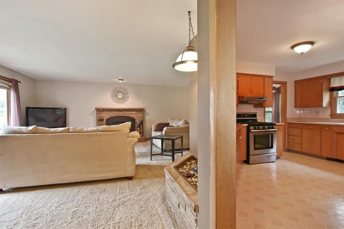 500 Blaine Ave, Racine, WI 53405 photo 1