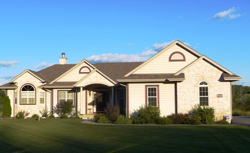 9568 Kara Ct, Kewaskum, WI 53040 photo 1
