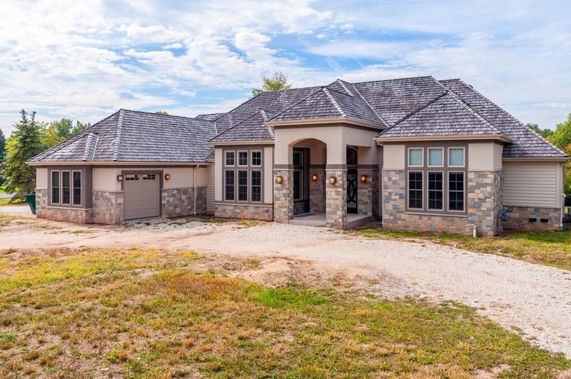 10951 N Haddonstone Pl, Mequon, WI 53092 photo 1
