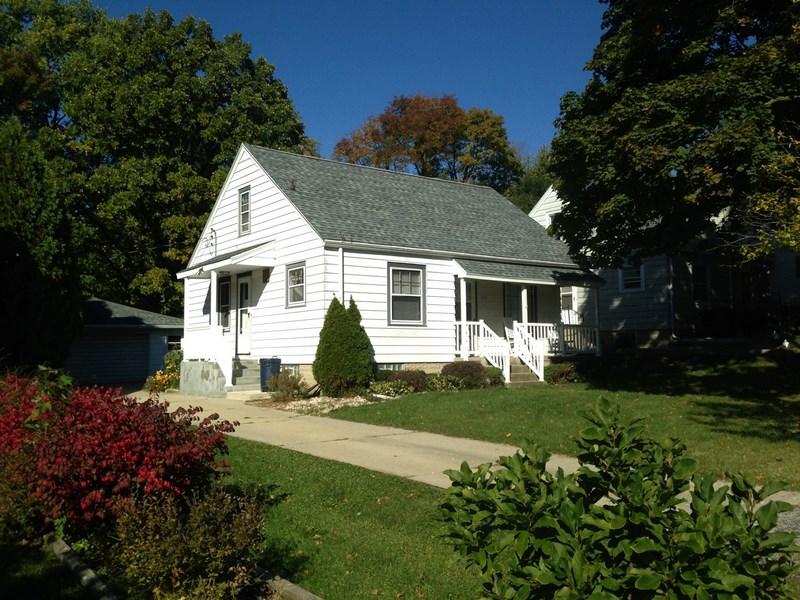 1155 Lois Ave, Brookfield, WI 53045 photo 1