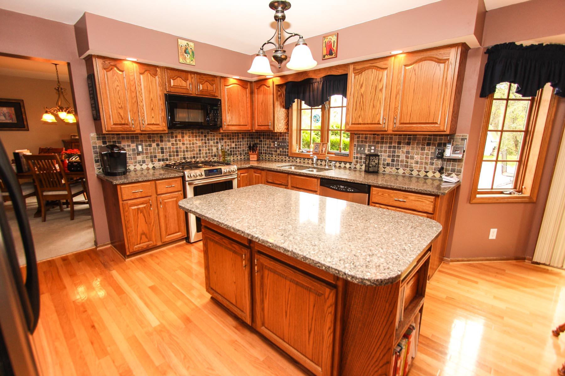 1157 Wejegi Dr, Hubertus, WI 53033 photo 1