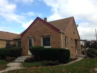 3240 W Ruskin St, Milwaukee, WI 53215 photo 1