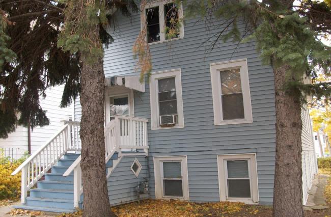2437 W Maple St, Milwaukee, WI 53204 photo 1