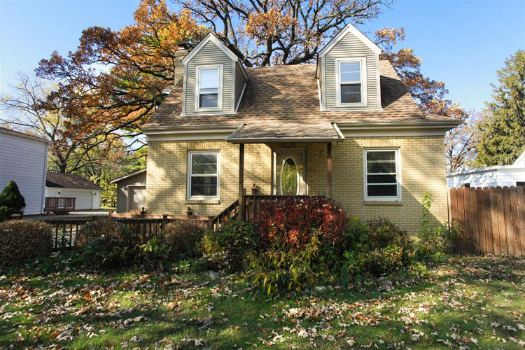 1955 Center St, East Troy, WI 53120 photo 1