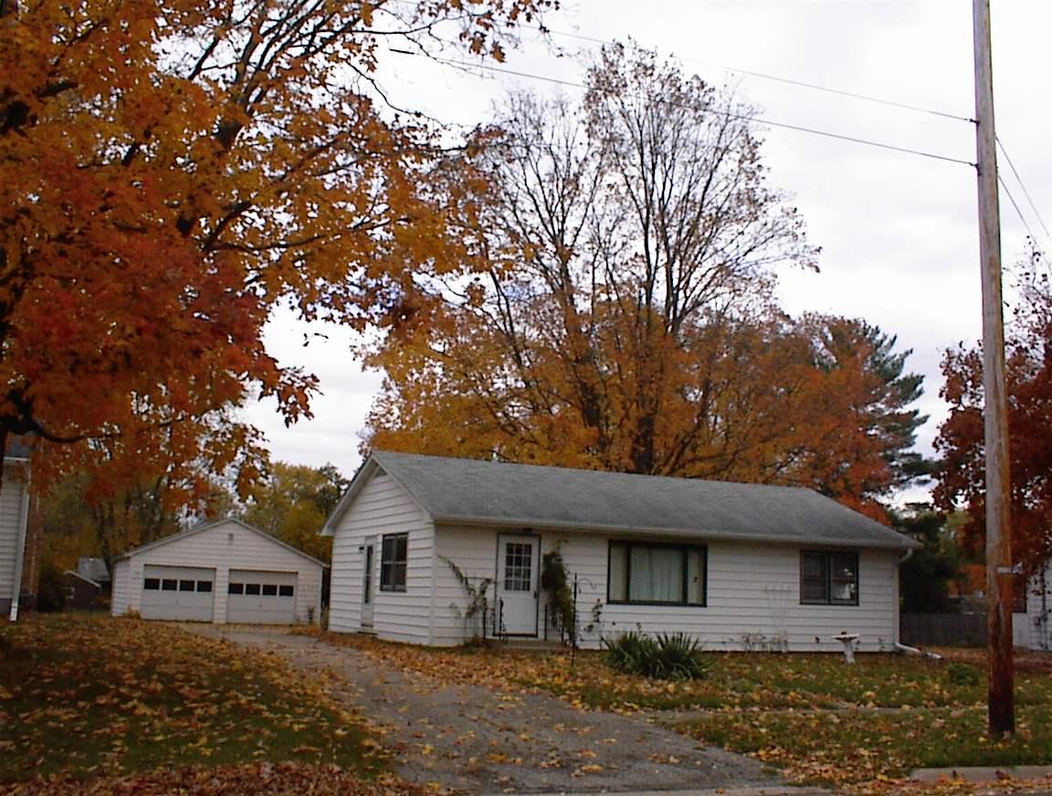 511 S 5th St, Delavan, WI 53115 photo 1