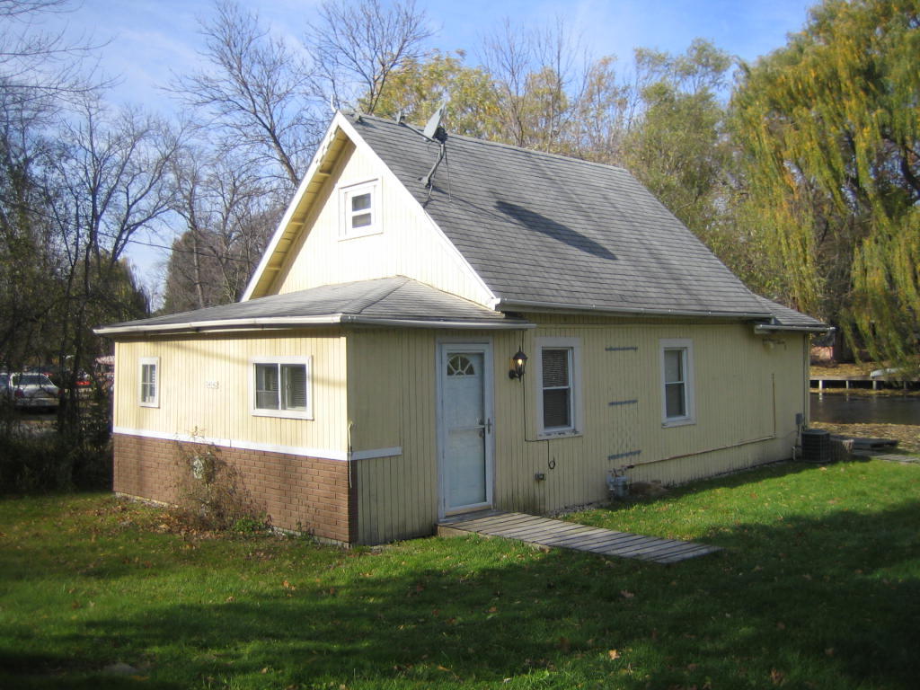 34042 Delafield Rd, Oconomowoc, WI 53066 photo 1