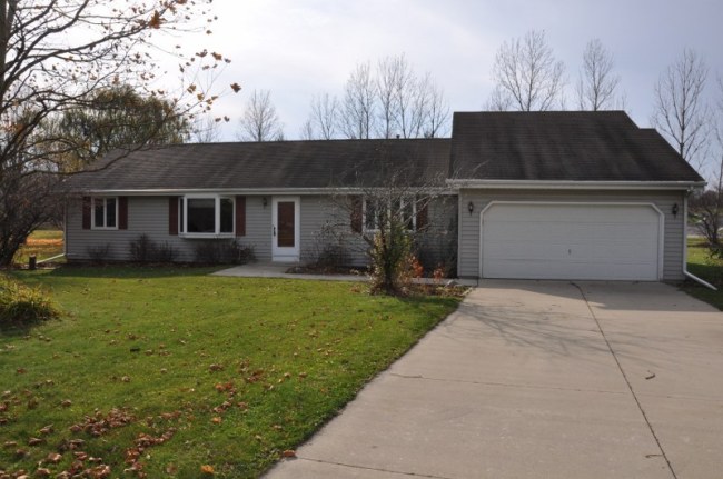 w369s9795 Deercrest Ct, Eagle, WI 53119 photo 1