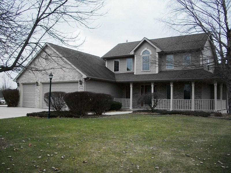 8306 W Ridge Dr, Pleasant Prairie, WI 53158 photo 1
