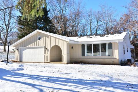 1405 Maple, Hubertus, WI 53033 photo 1