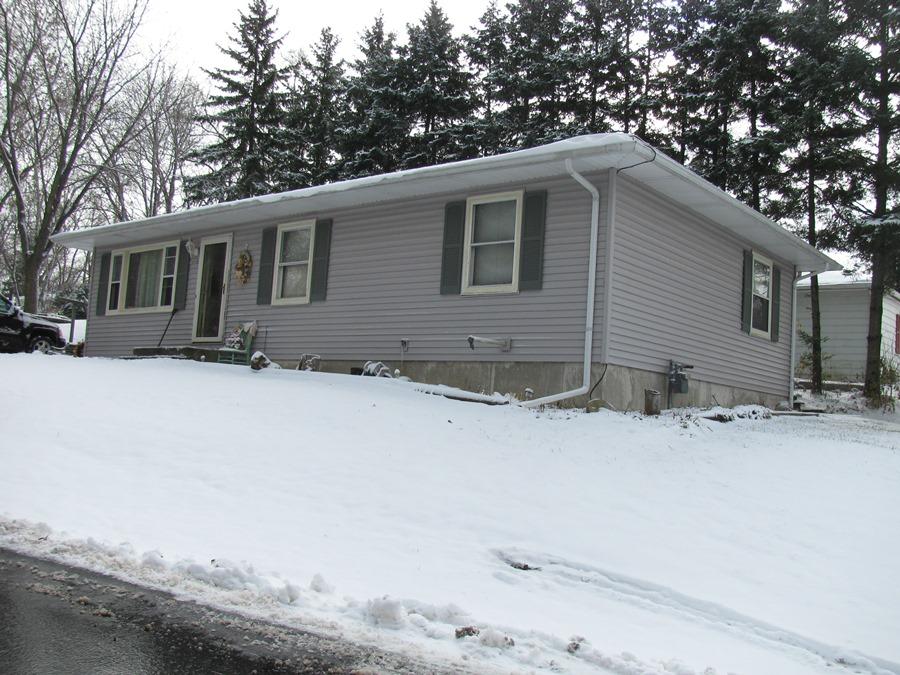 30045 Beach Dr, Burlington, WI 53105 photo 1