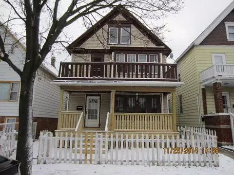 2425 W Maple, Milwaukee, WI 53204 photo 1
