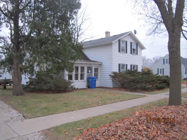 1231 S 3rd St, Watertown, WI 53094 photo 1