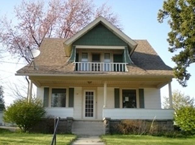 24 W Center Ave, Cedar Grove, WI 53013 photo 1