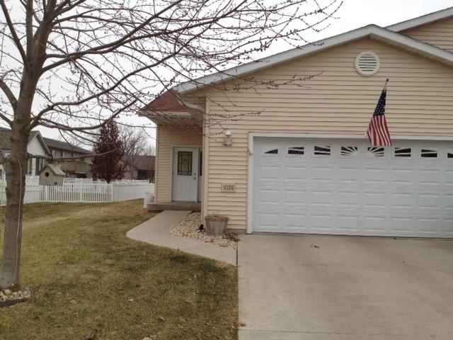 1076 Kristy Ln, Onalaska, WI 54650 photo 1