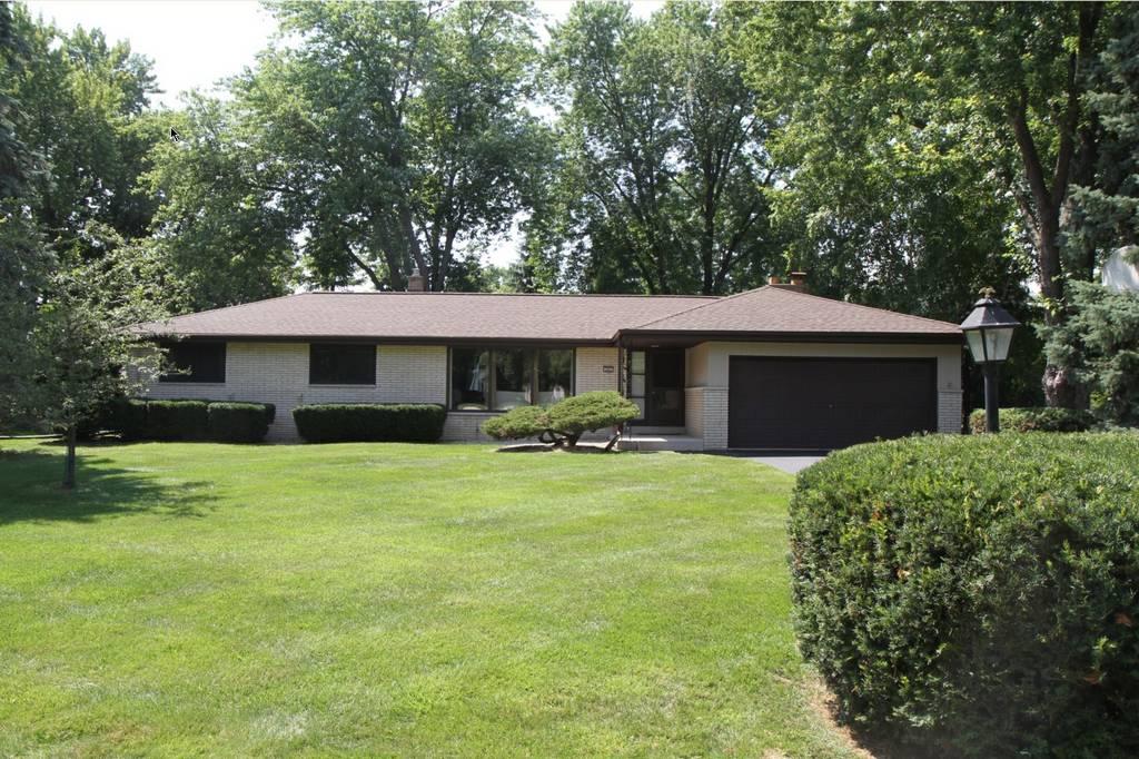 205 S Rolland Rd, Brookfield, WI 53005 photo 1
