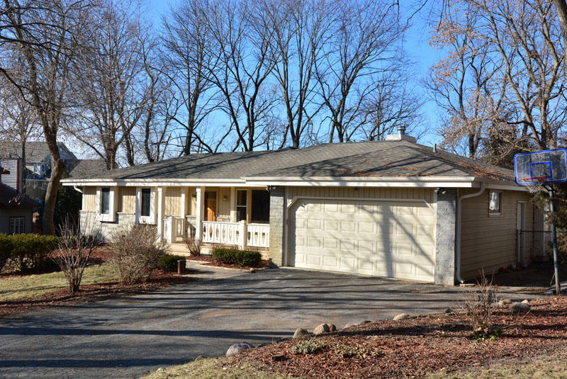 2145 W W Shr, Delafield, WI 53018 photo 1