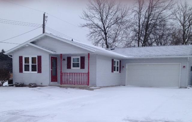 1619 Atlanta Ct, Manitowoc, WI 54220 photo 1