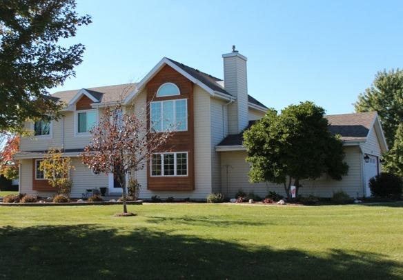 2465 Grove Ct, Delafield, WI 53018 photo 1