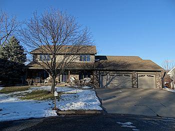909 Keith Pl, Onalaska, WI 54650 photo 1