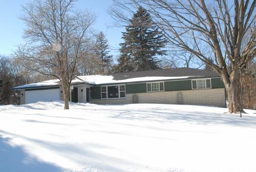 2335 Rockway Ln E, Brookfield, WI 53005 photo 1