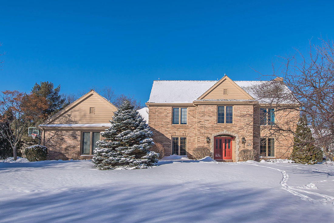 4625 Danbury Dr, Brookfield, WI 53045 photo 1