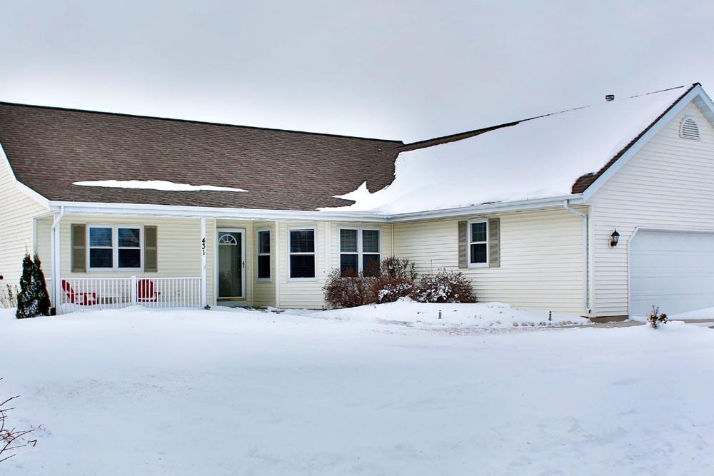 431 Moraine Dr, Elkhart Lake, WI 53020 photo 1