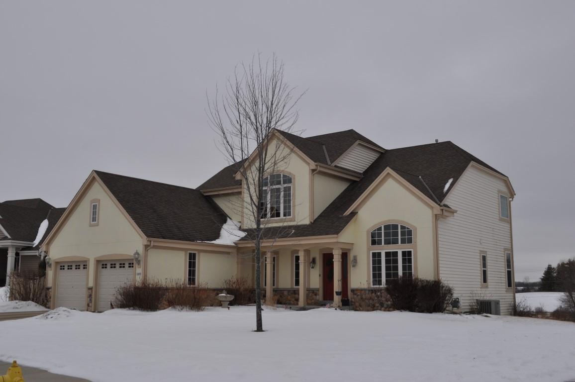 1601 Tumbleweed Cir, West Bend, WI 53095 photo 1