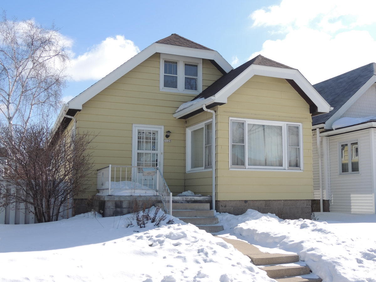3128 S 19th St, Milwaukee, WI 53215 photo 1