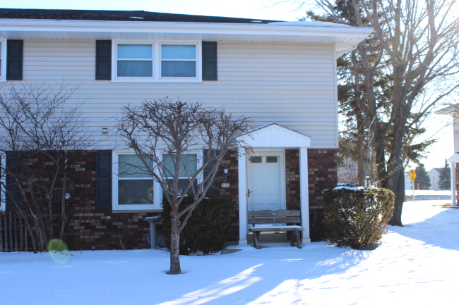 756 S River Rd, West Bend, WI 53095 photo 1