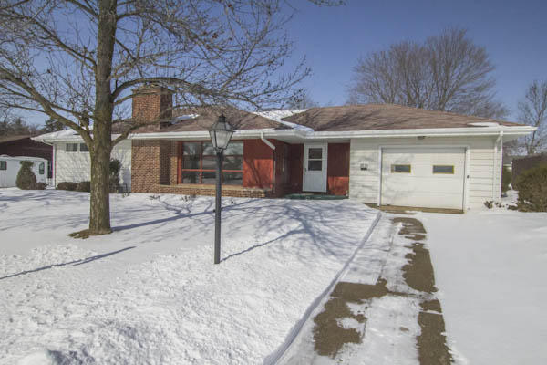 2820 35th St, Two Rivers, WI 54241 photo 1