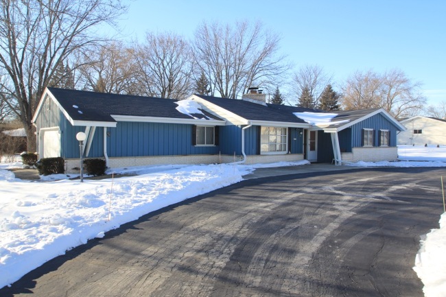 4255 Penn Ct, Brookfield, WI 53045 photo 1