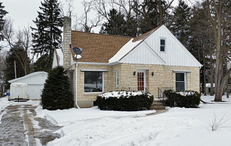 529 Wisconsin Ave, Delafield, WI 53018 photo 1