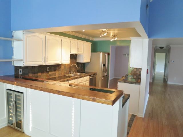 1405 Sun Valley Dr #204, Racine, WI 53406 photo 1