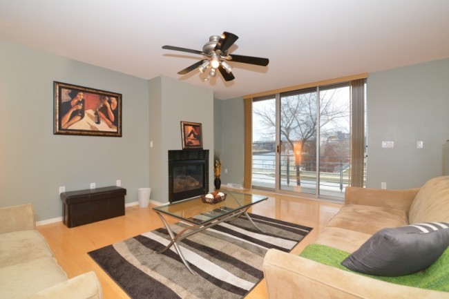 2022 N Fratney St, Milwaukee, WI 53212 photo 1