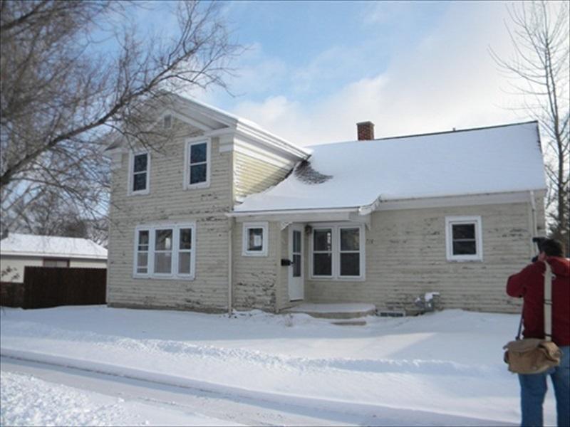 710 Mclean Ave, Tomah, WI 54660 photo 1
