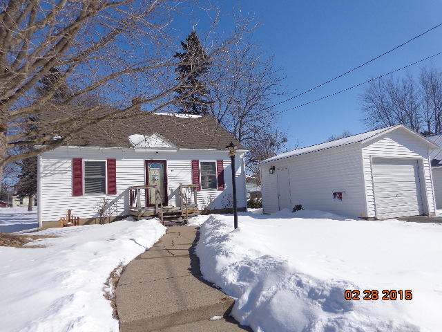 615 S Rock Ave, Viroqua, WI 54665 photo 1