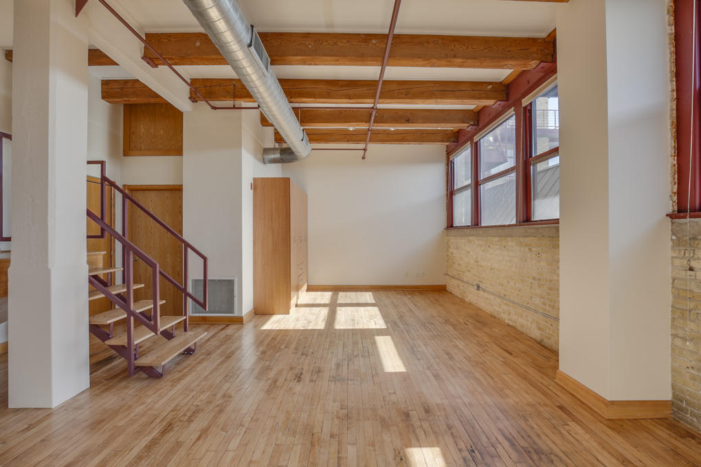 215 W Maple St #107, Milwaukee, WI 53204 photo 1