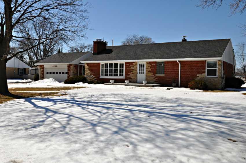 4645 N 134th St, Brookfield, WI 53005 photo 1