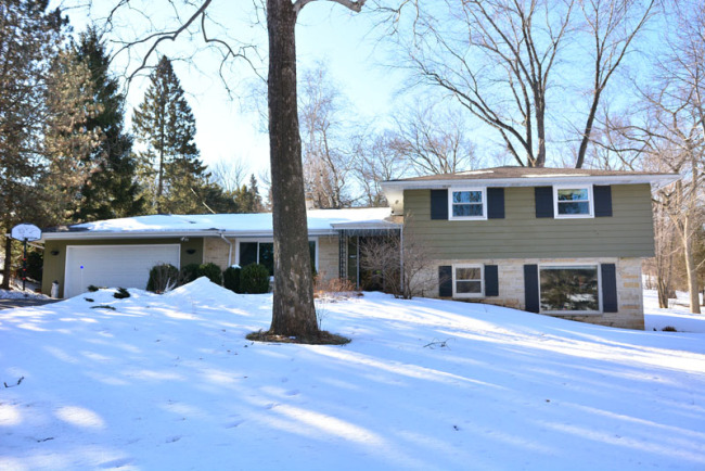 17765 Bonnie Ln, Brookfield, WI 53045 photo 1