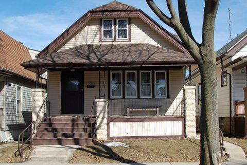 224 E Montana St, Milwaukee, WI 53207 photo 1