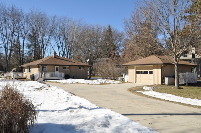 s109w34722 Jacks Bay, Eagle, WI 53149 photo 1