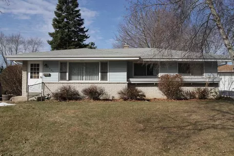 5307 Morningside, Greendale, WI 53129 photo 1