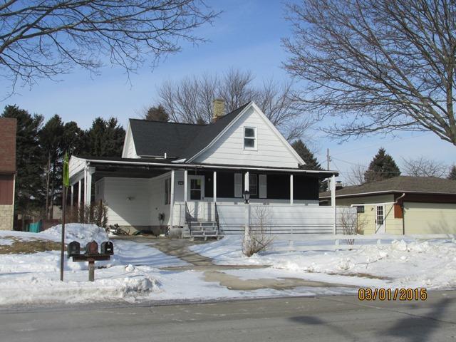 3136 N 10th St, Sheboygan, WI 53083 photo 1