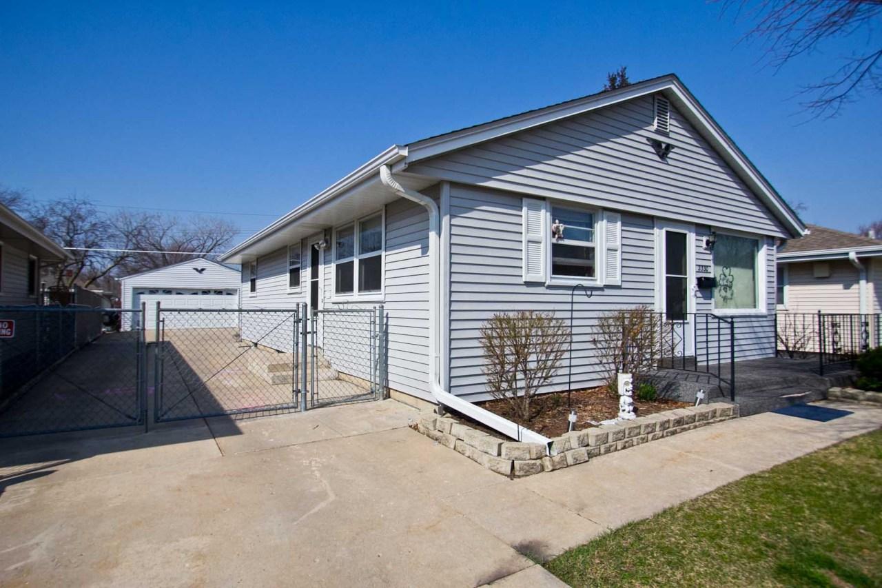 2330 Grove Ave, Racine, WI 53405 photo 1