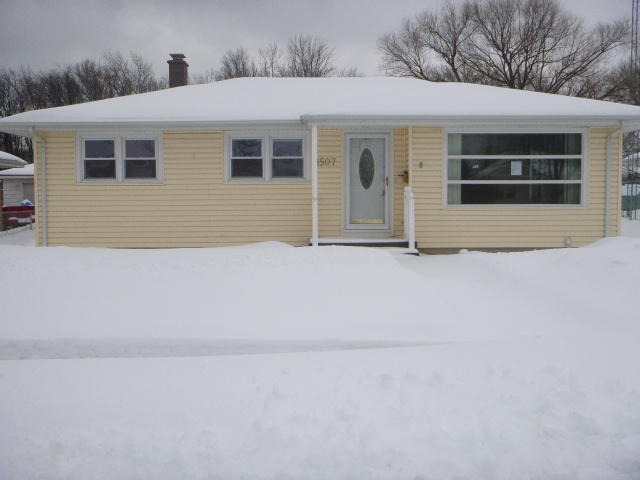 1507 22nd St, Kenosha, WI 53140 photo 1