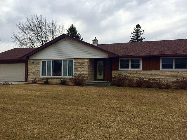 4208 Clover St, Two Rivers, WI 54241 photo 1