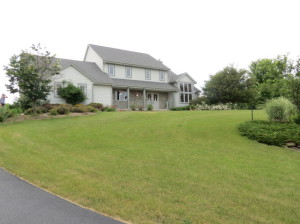 521 Redtail, Colgate, WI 53017 photo 1