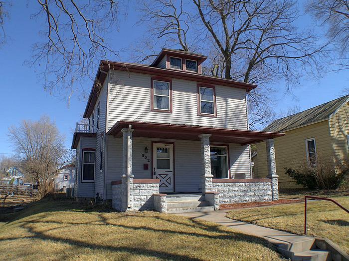 922 Avon St, La Crosse, WI 54603 photo 1