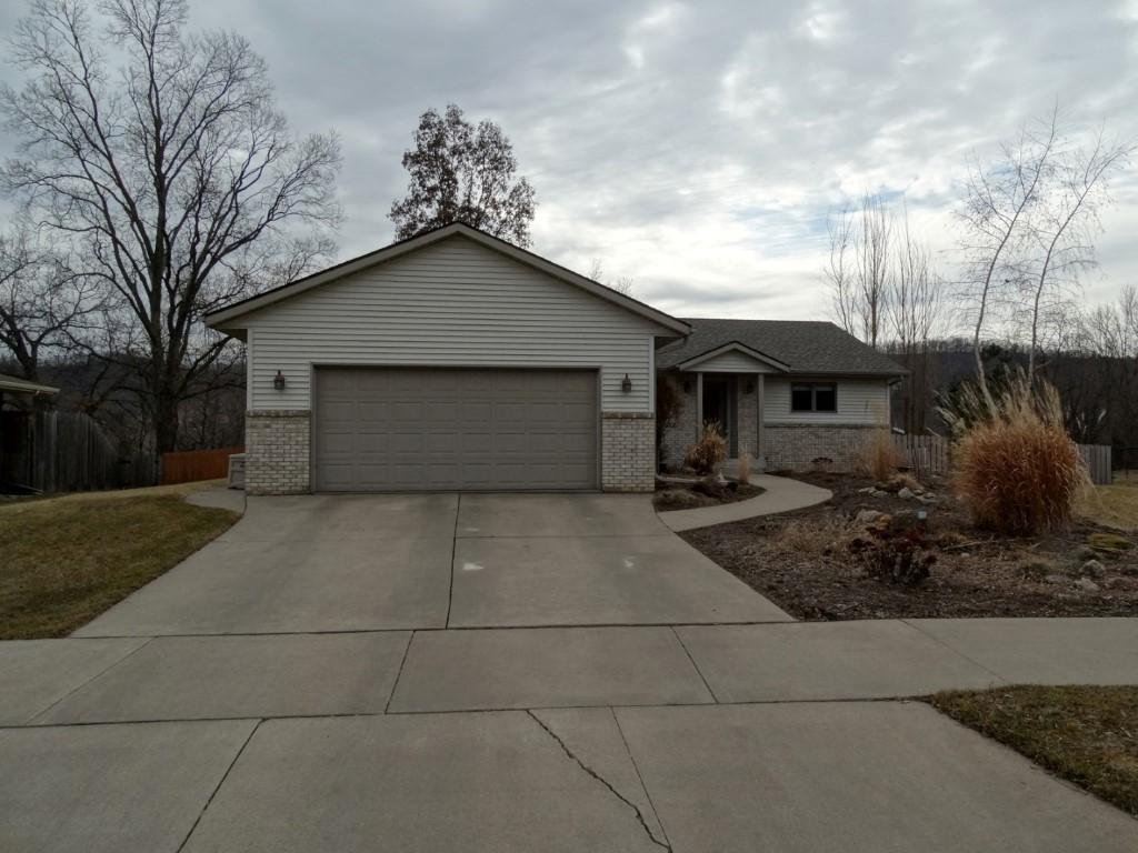 5214 Creekside Pl, La Crosse, WI 54601 photo 1
